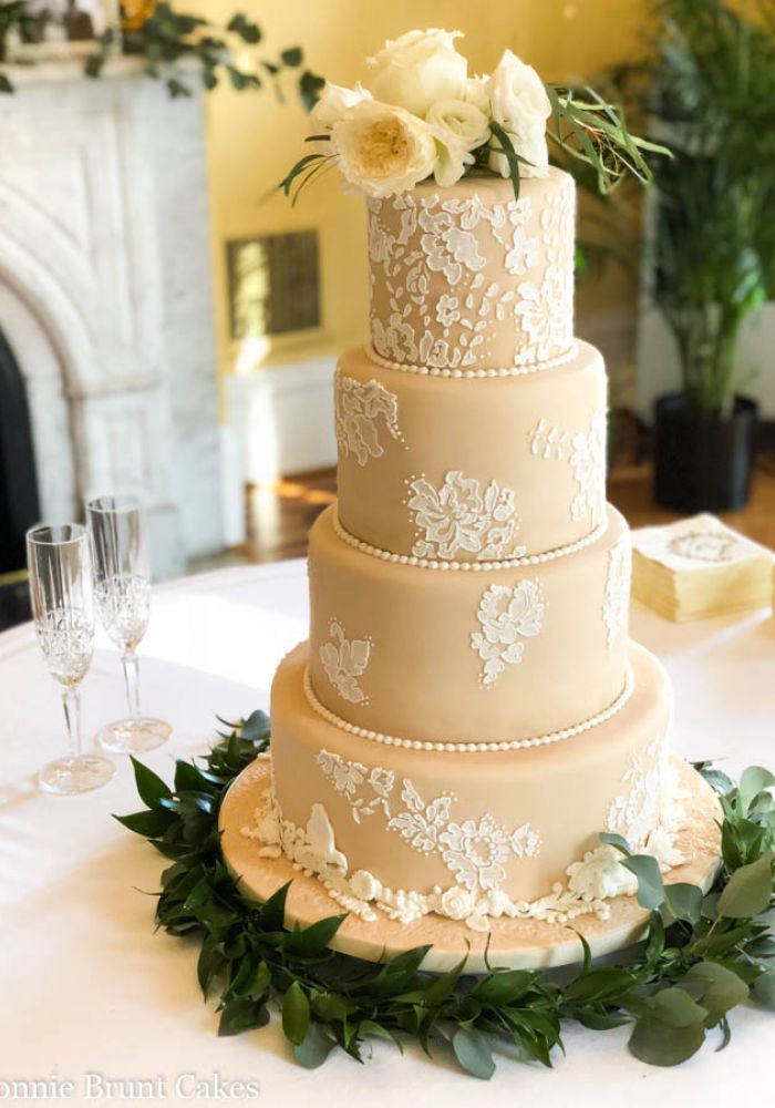 Lace House Wedding Cake